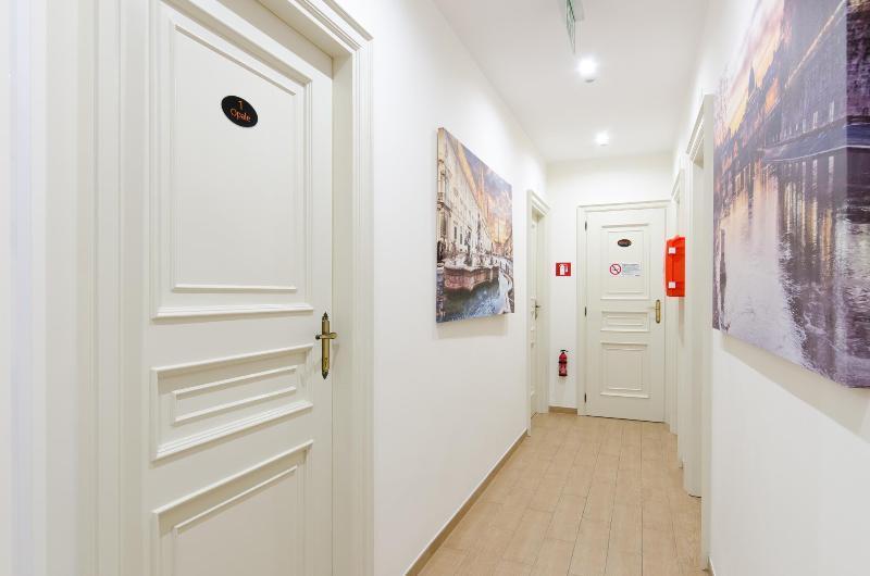 Accommodation Delia ローマ エクステリア 写真